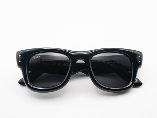 Ray-Ban
